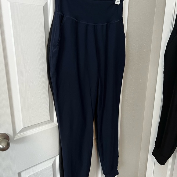 Old Navy joggers LOT - Picture 3 of 4